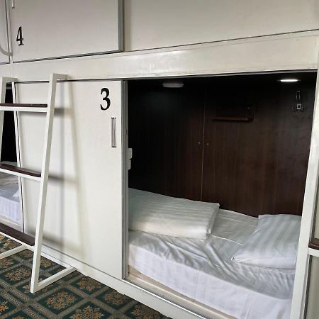 Capsule Hotel Technocave Bishkek Exterior foto