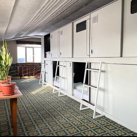 Capsule Hotel Technocave Bishkek Exterior foto