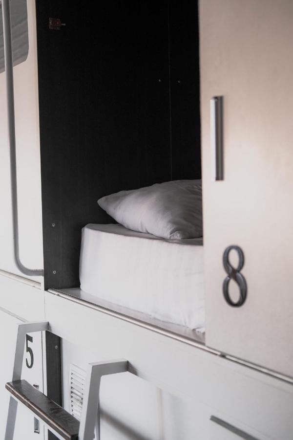 Capsule Hotel Technocave Bishkek Exterior foto