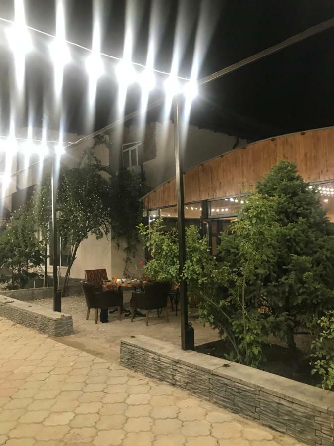 Capsule Hotel Technocave Bishkek Exterior foto