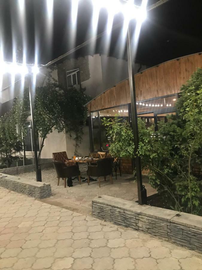 Capsule Hotel Technocave Bishkek Exterior foto